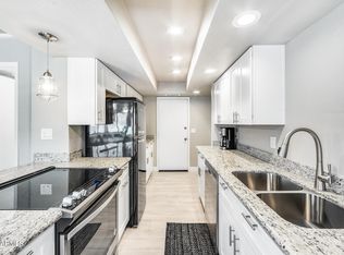 717 E North Ln UNIT 2, Phoenix, AZ 85020
