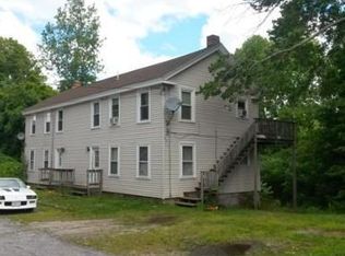 47 Howarth Rd, Oxford, MA 01540