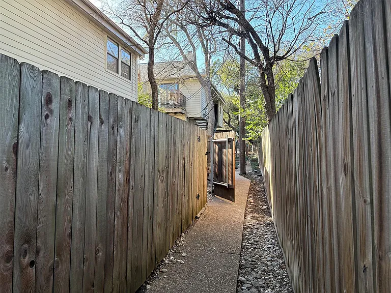9226 Jollyville Rd #144 — Photo 34