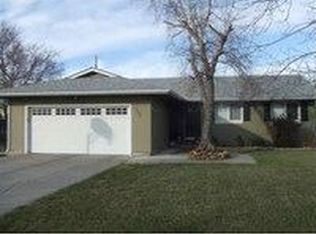 1006 E 27th Ave, Hutchinson, KS 67502