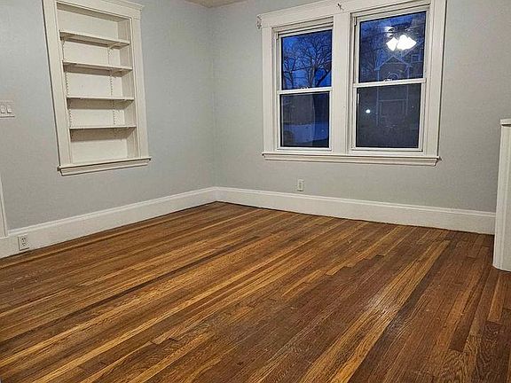 3rd image of 4 Gilson Ave