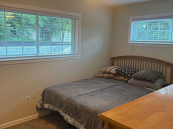 5th image of 2373 Courtney Cir