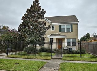 2716 Arbor St, Houston, TX 77004