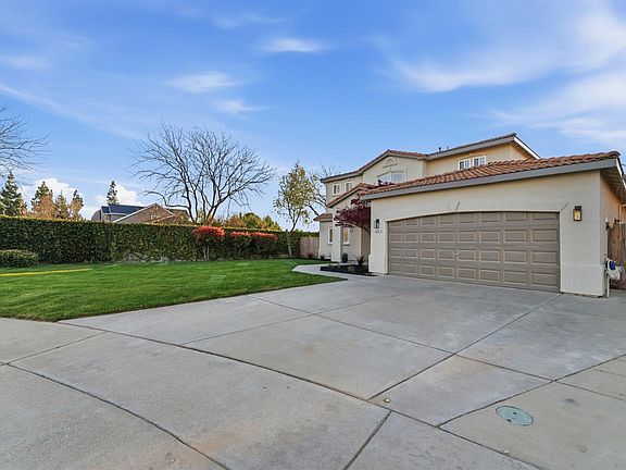 4th image of 2031 Draft Ct