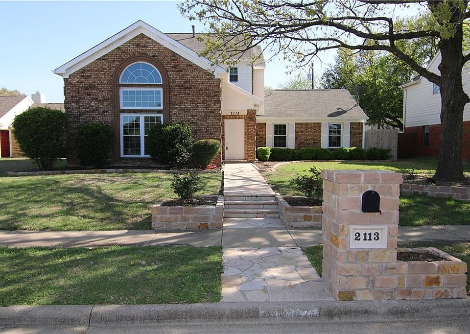 1st image of 2113 Summit Dr
