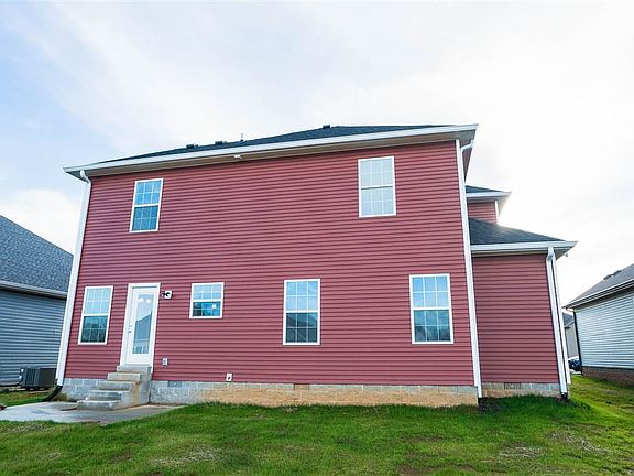 3rd image of 7151 Seagraves Ct