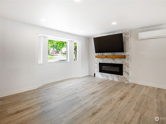 5th image of 33616 55th Avenue S