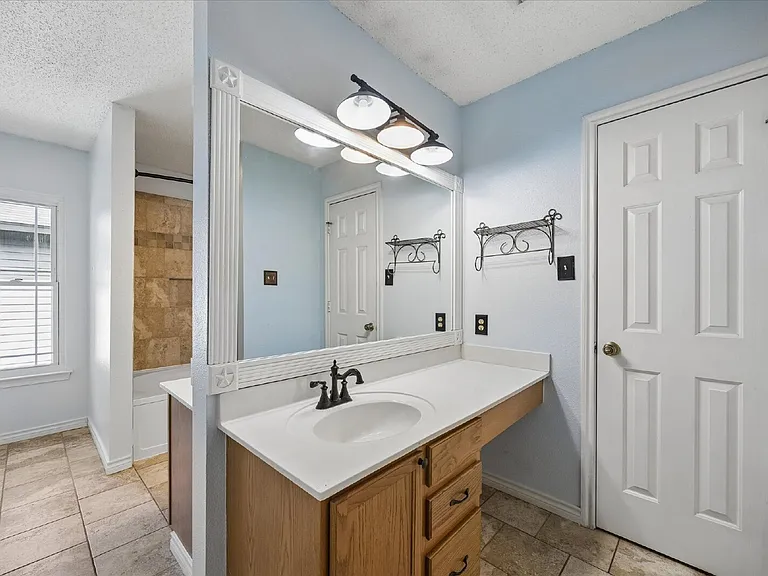9206 Windward Trce — Photo 17