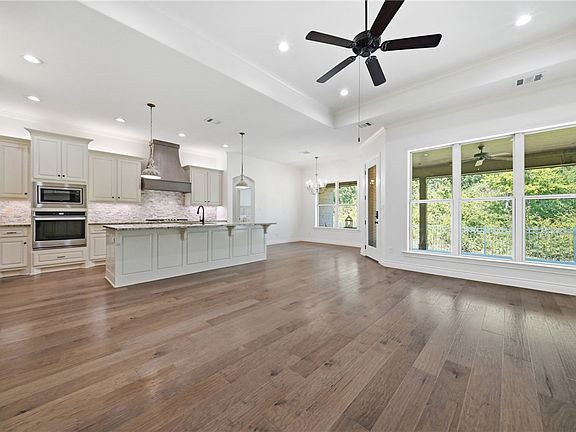 5th image of 3533 Fairfax Grn