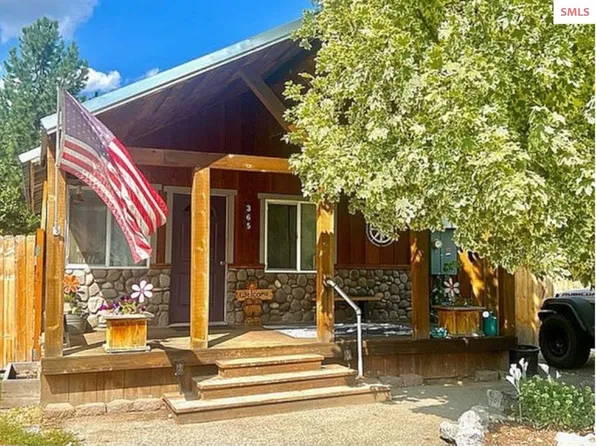 365 E Beardmore Ave, Priest River, ID 83856