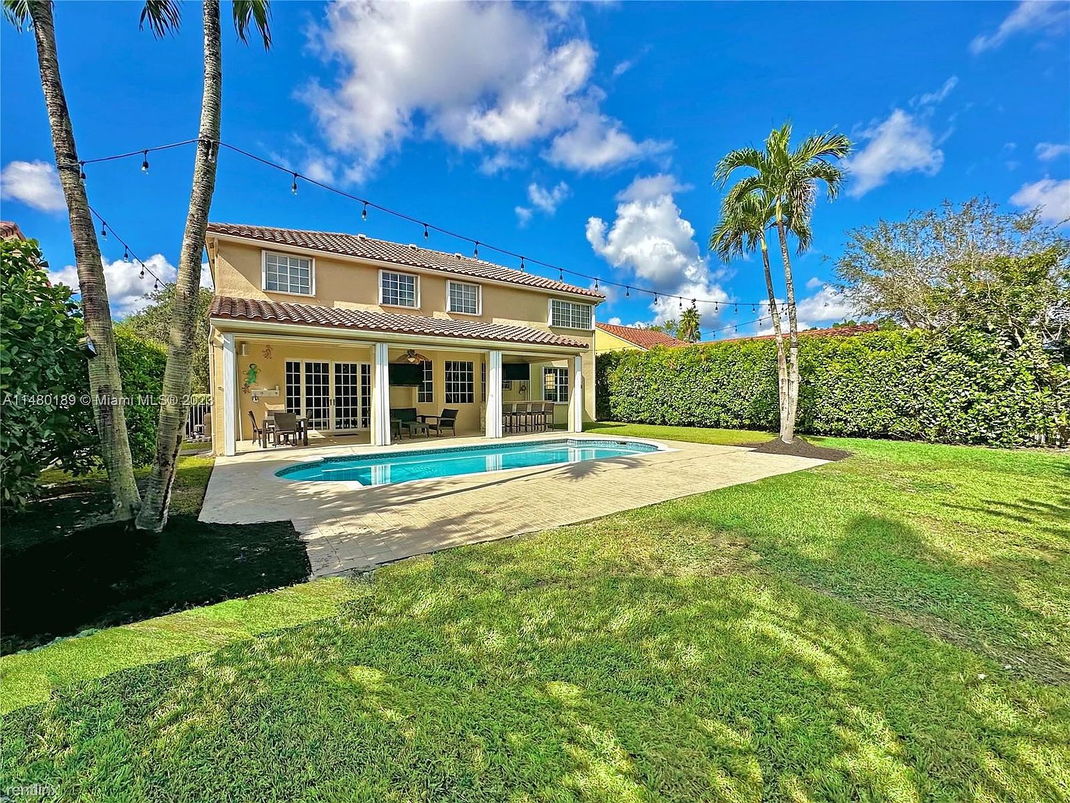 812 Lake Blvd, Weston, FL 33326 Zillow