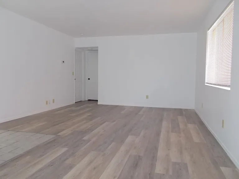 3168 S Eastern Ave #48 — Photo 3