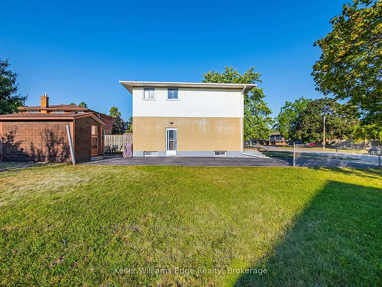 153 Dudhope Ave — Photo 26