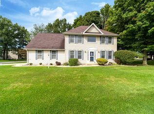 51244 Lexingham Dr, Granger, IN