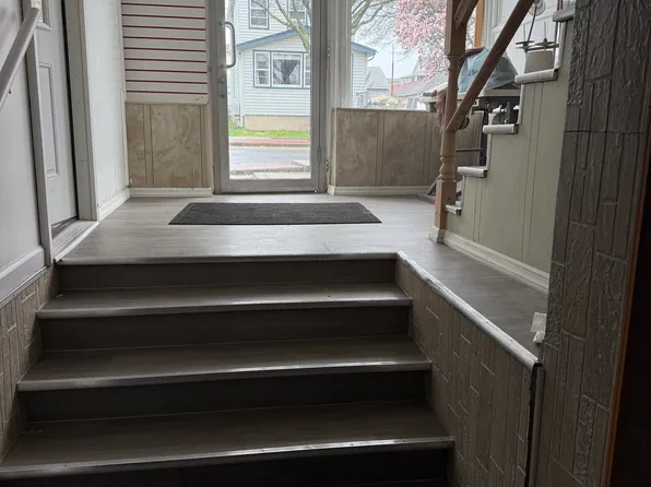 (undisclosed Address), Carteret, NJ 07008