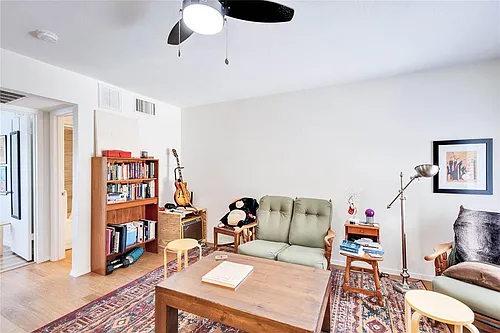 2207 Leon St #303 Photo 1