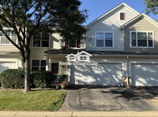 1733 Countryside Dr, Shakopee, MN 55379