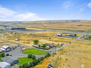 411 N Wahl Ln, Lind, WA 99341