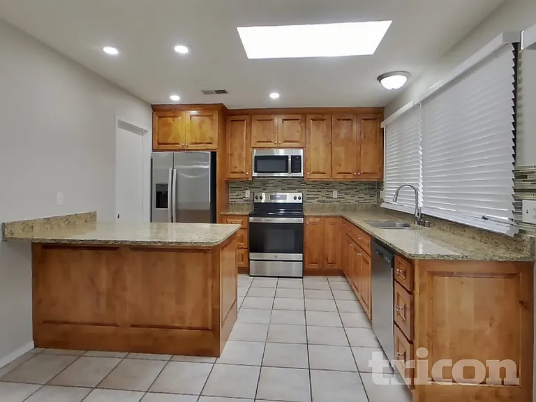 1416 Nemesia Pl NE — Photo 19