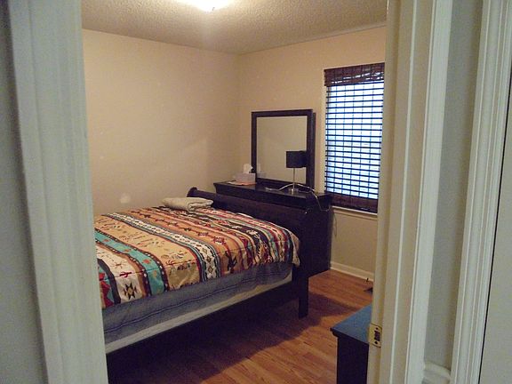 spare bedroom