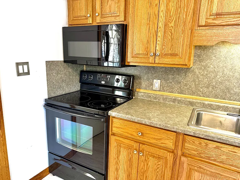 306 McGregor St #2 — Photo 4