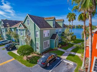 9028 Lake Chase Island Way #9028, Tampa, FL 33626