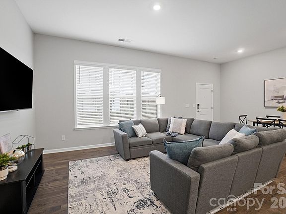 5th image of 8928 Morning Mist Rd