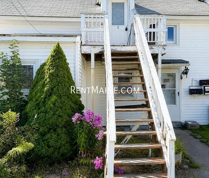 35 Bosworth St #2 — Photo 15