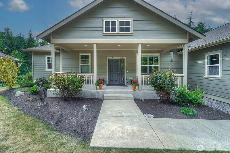 2nd image of 510 Mount Constance Way