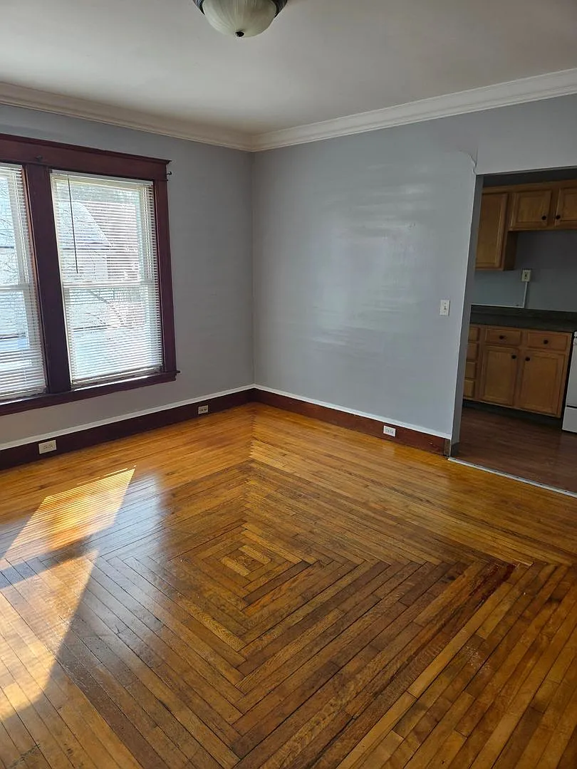 9 Silk Street — Photo 4