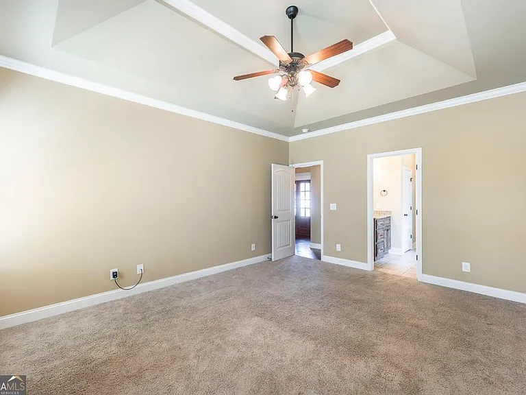 203 Norfolk Cir — Photo 13