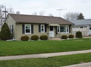 126 Martin Ave, Montgomery, IL 60538