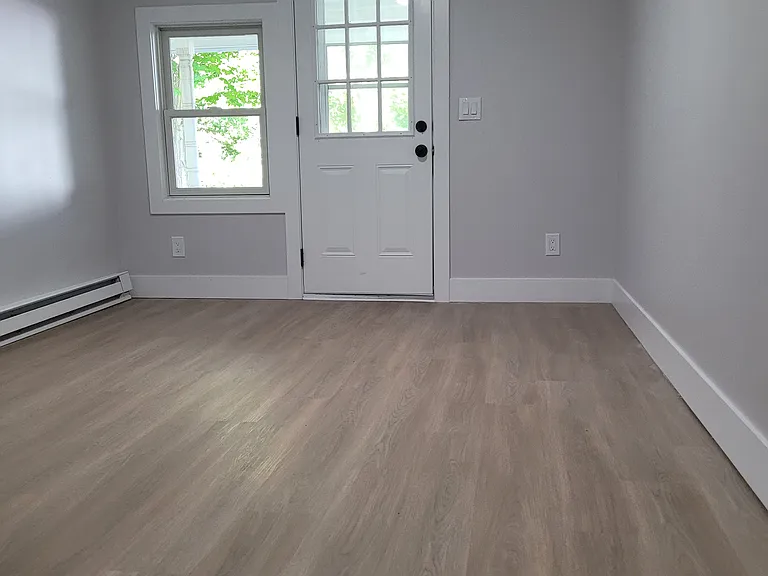 420 Crescent Ave #R2 — Photo 4