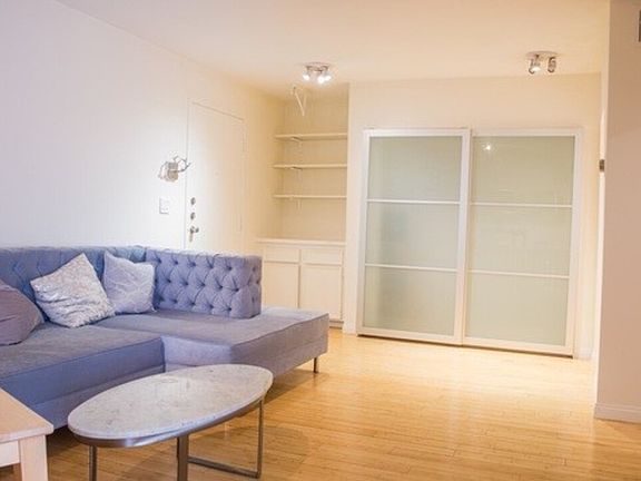 4th image of 1735 N Fuller Ave APT 222