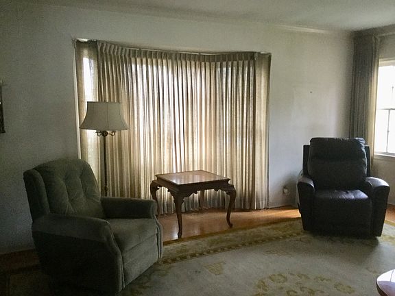 5th image of 1603 E Marshall Pl
