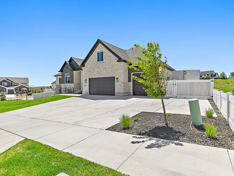 12149 N Creek Meadow Ct — Photo 2