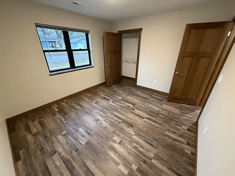 1124 Garfield Ave — Photo 10