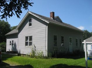 325 Amherst Rd, Pelham, MA 01002