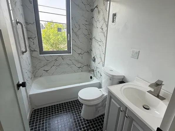 536 Smith St #203, Providence, RI 02906