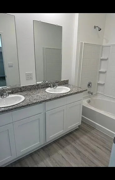 943 Renova Dr — Photo 6