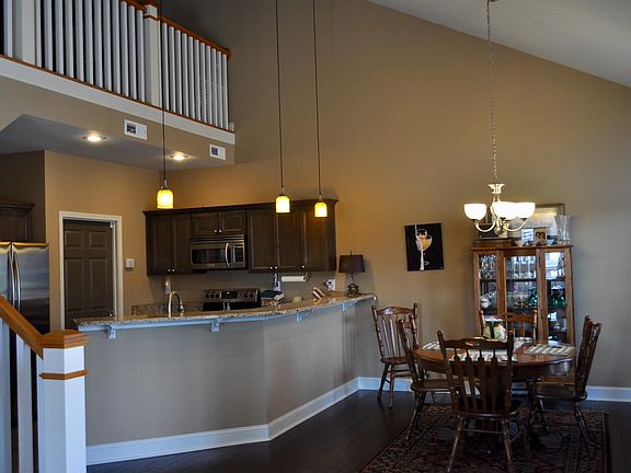 5th image of 218 James Longstreet Blvd