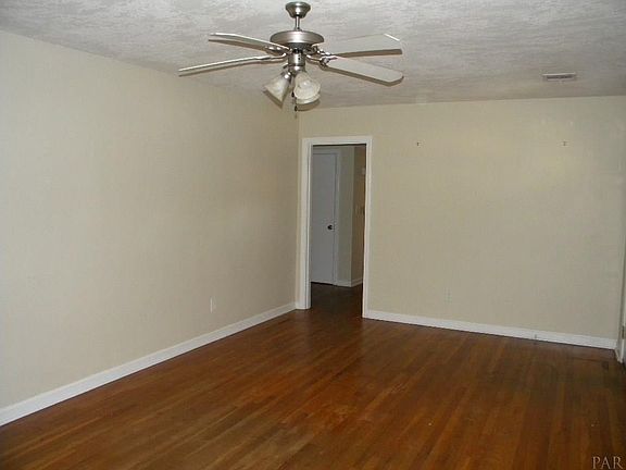3rd image of 588 Gerhardt Dr