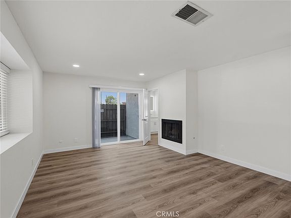 5th image of 104 N Atlantic Blvd #A