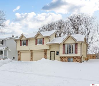 6022 S 95th St, Omaha, NE, 68127