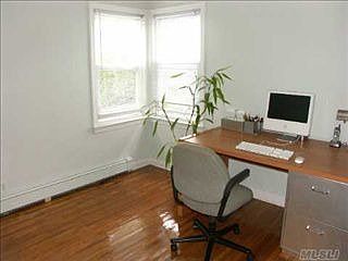 3rd image of 805 Bryant Ave