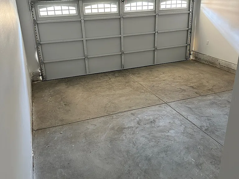 1118 N Flint Ave — Photo 14