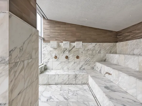 305 East 51st Street image 16 of 17