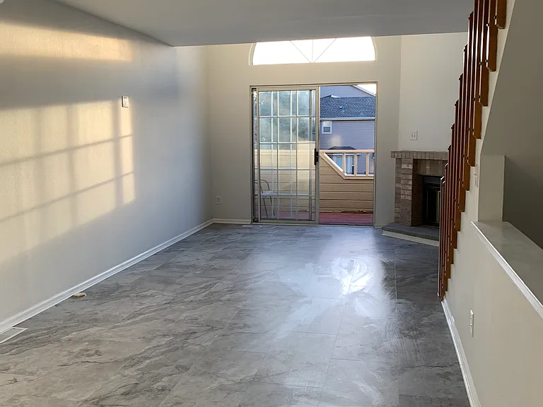 1818 S Quebec Way #5 — Photo 1