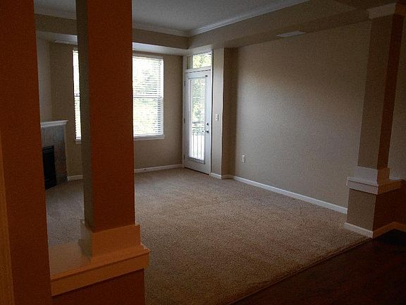 5th image of 6401 Lyndale Ave S APT 109