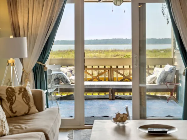 1333 Pelican Watch Villas, Johns Island, SC 29455
